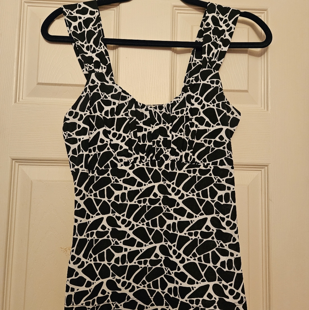 White House Black Market Top